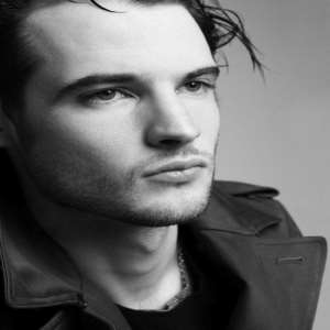 Tom Sturridge